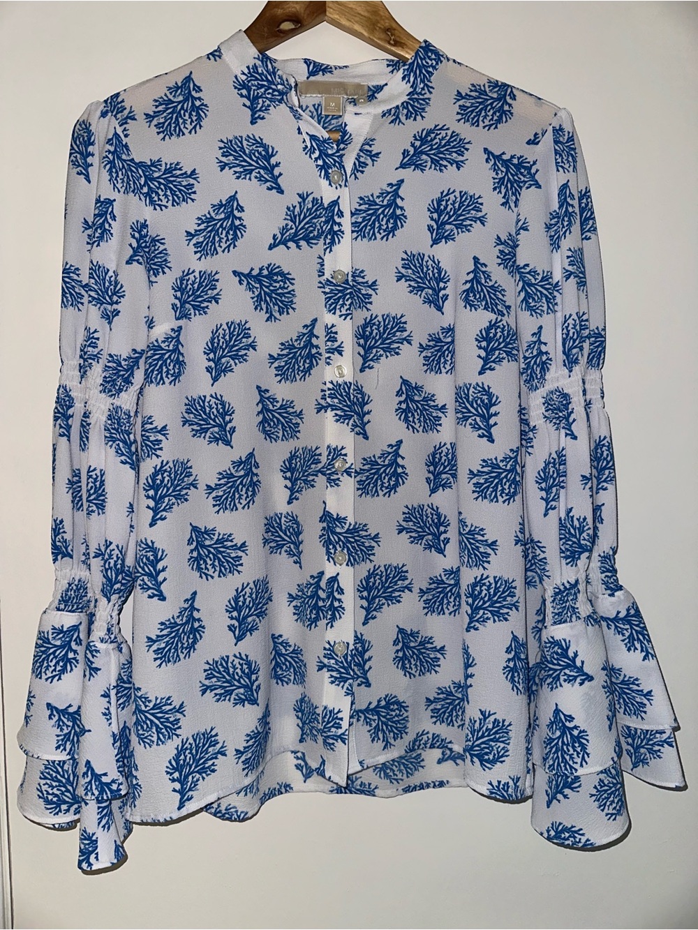 Michael Kors white & Blue Coral-Print Mandarin Collar Shirt M